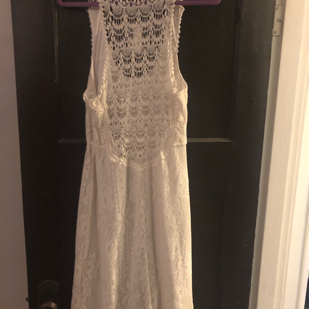 White lace dress